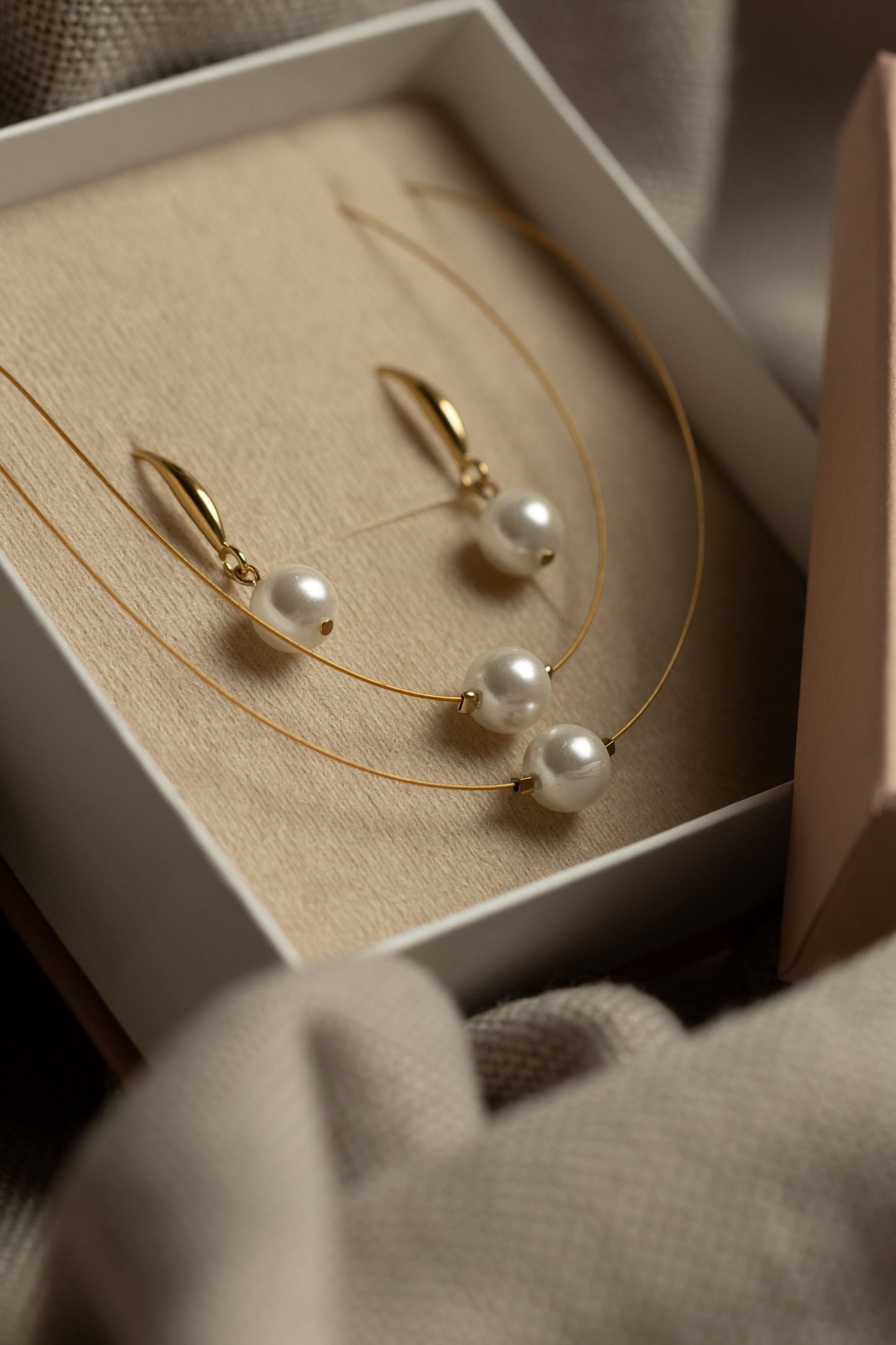 Golden set